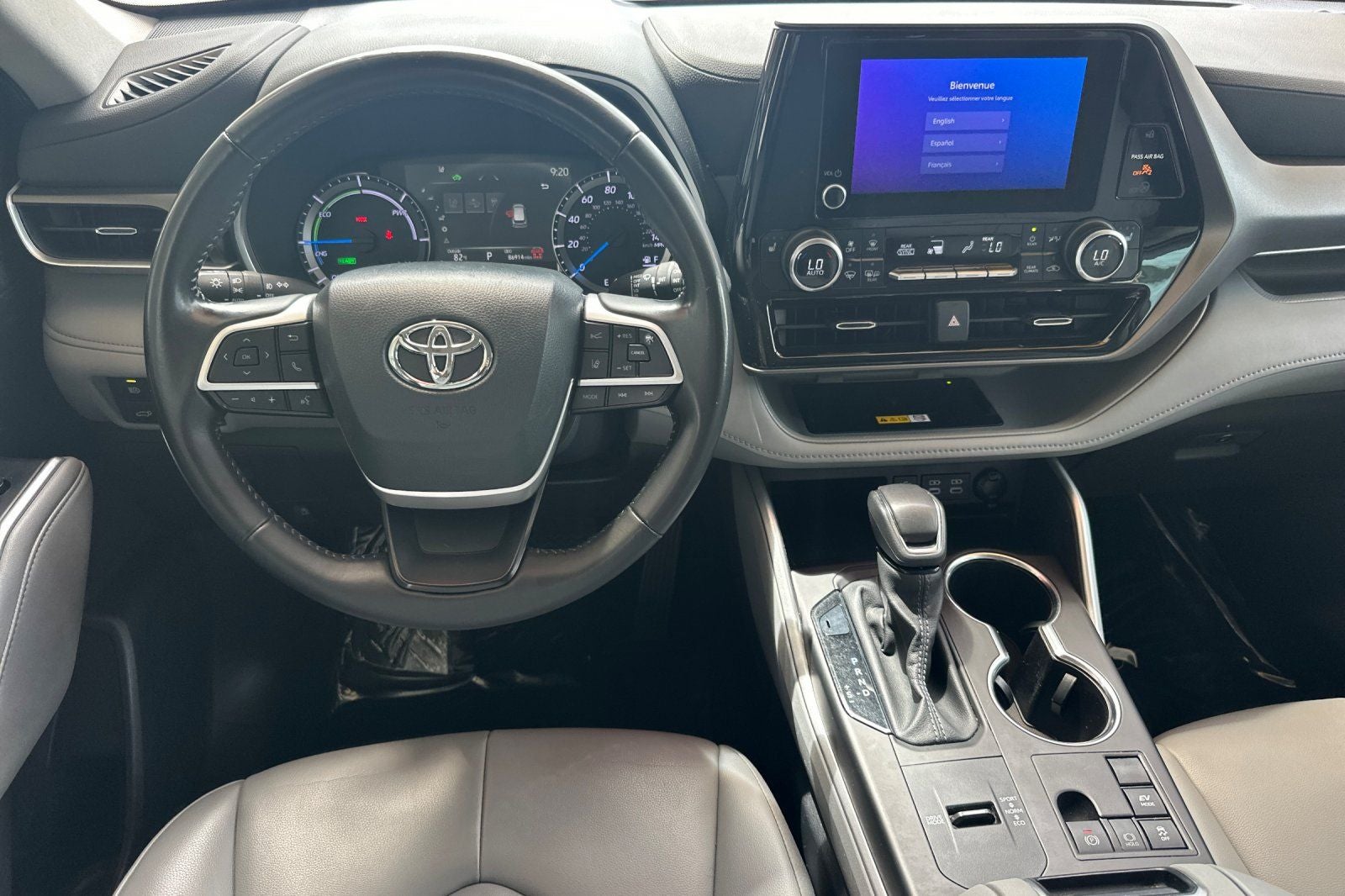 2024 Toyota Highlander Hybrid XLE