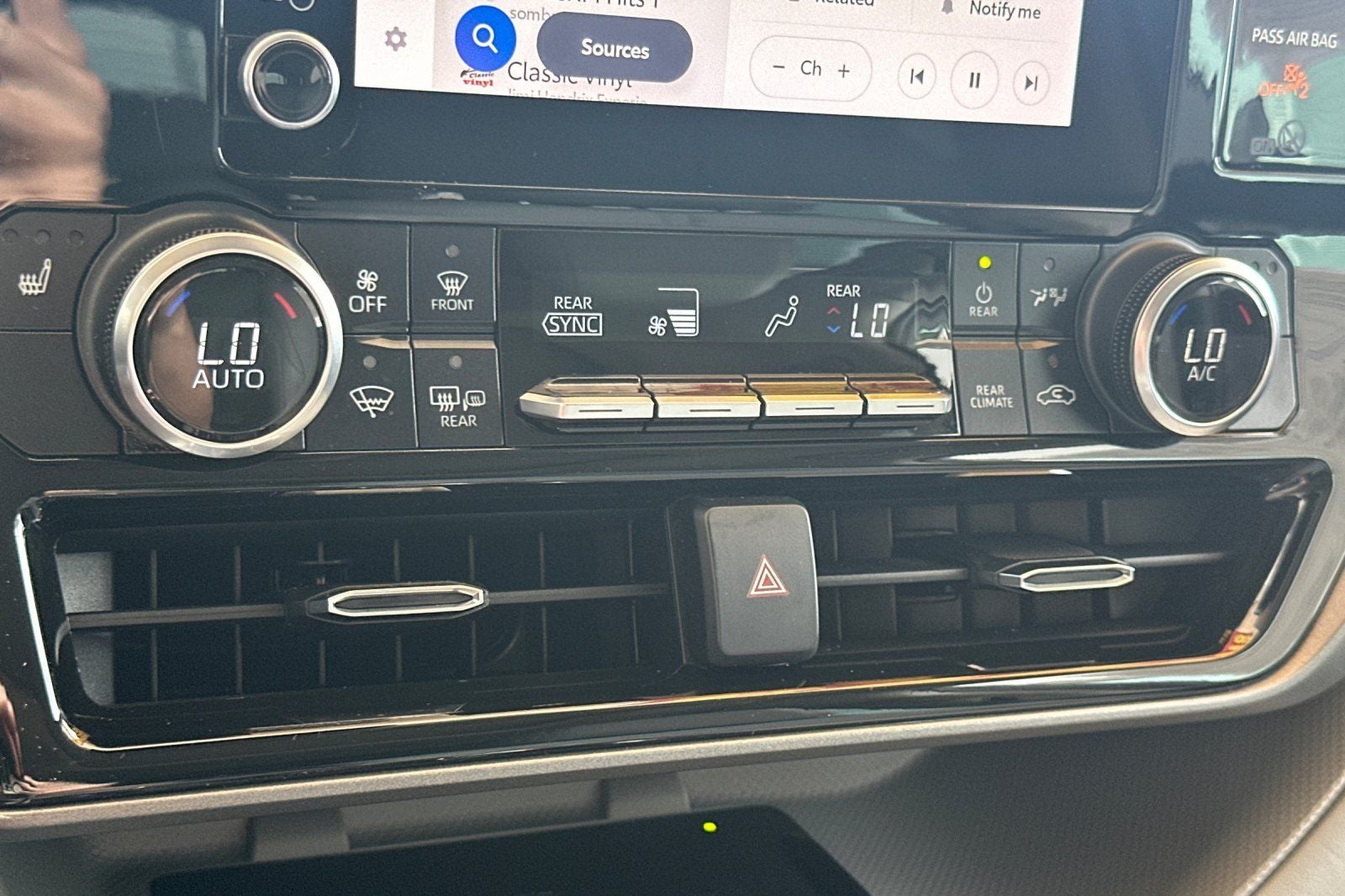 2024 Toyota Highlander Hybrid XLE