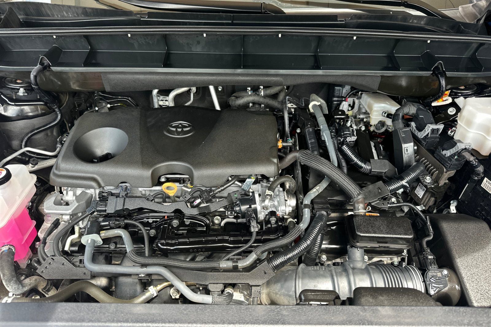 2024 Toyota Highlander Hybrid XLE