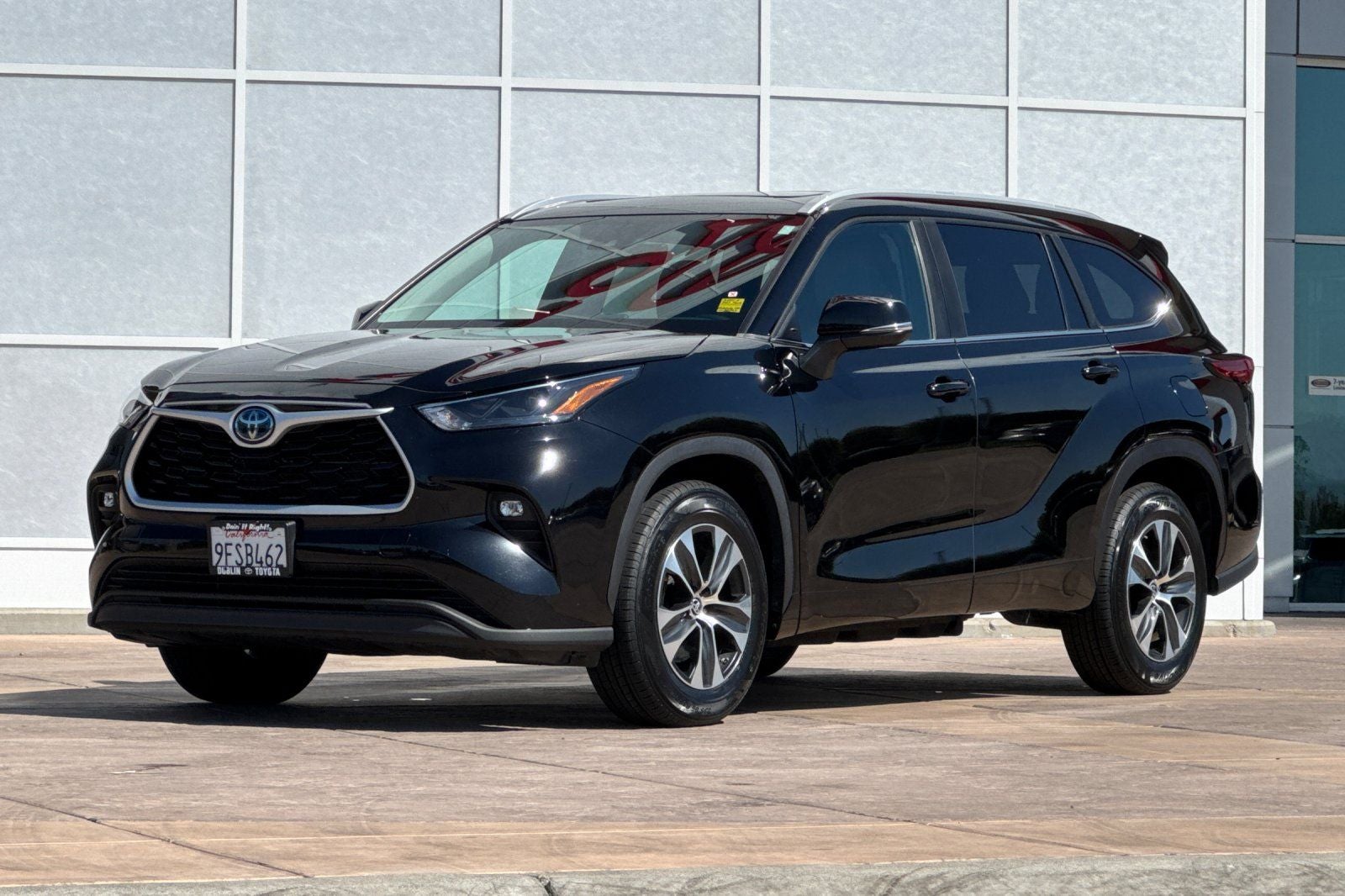 2023 Toyota Highlander Hybrid XLE