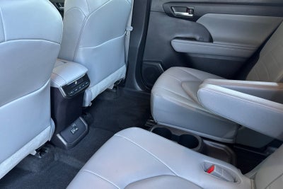 2023 Toyota Highlander Hybrid XLE