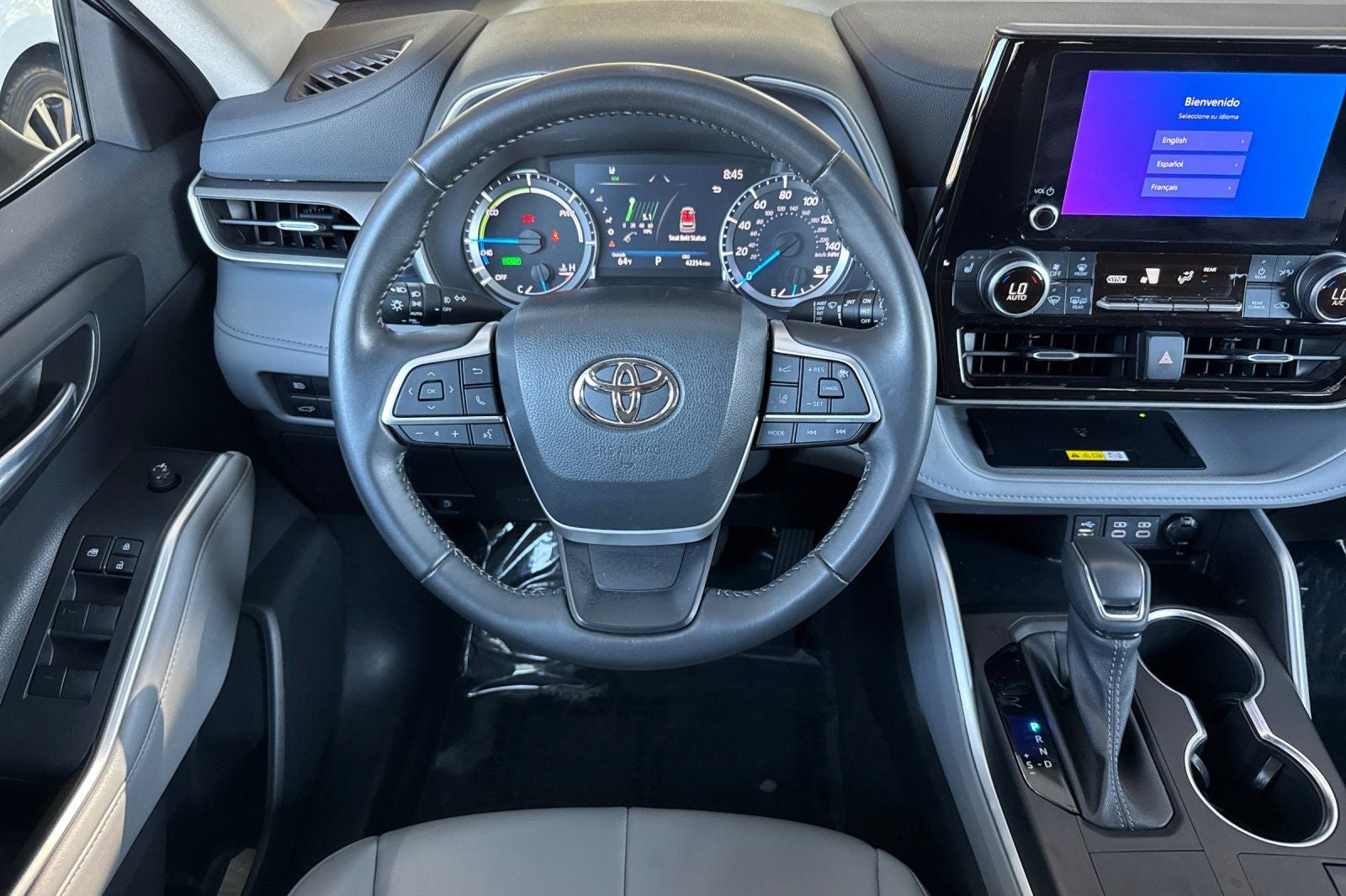 2023 Toyota Highlander Hybrid XLE