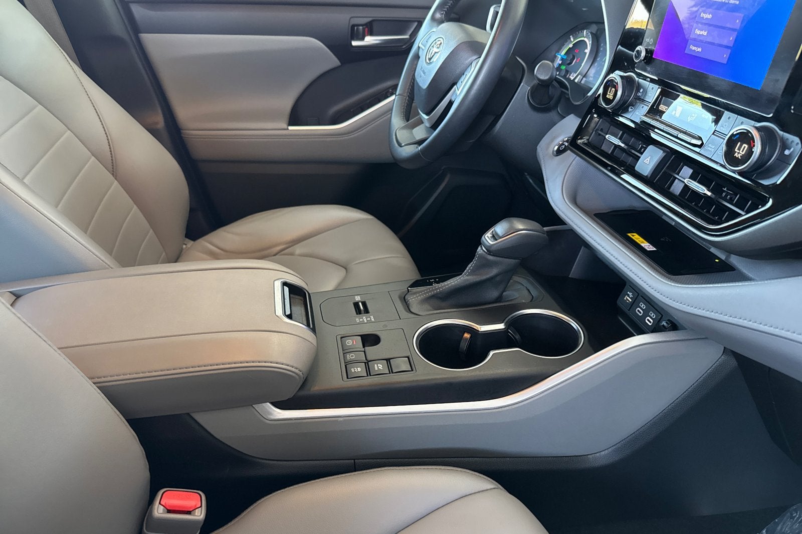 2023 Toyota Highlander Hybrid XLE
