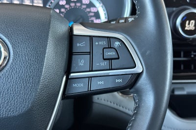 2023 Toyota Highlander Hybrid XLE