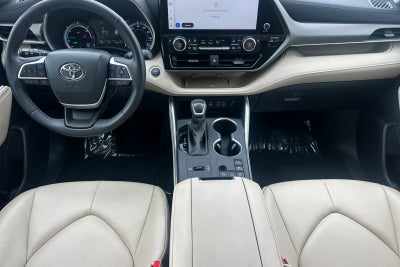 2025 Toyota Highlander Hybrid XLE