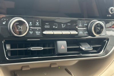 2025 Toyota Highlander Hybrid XLE