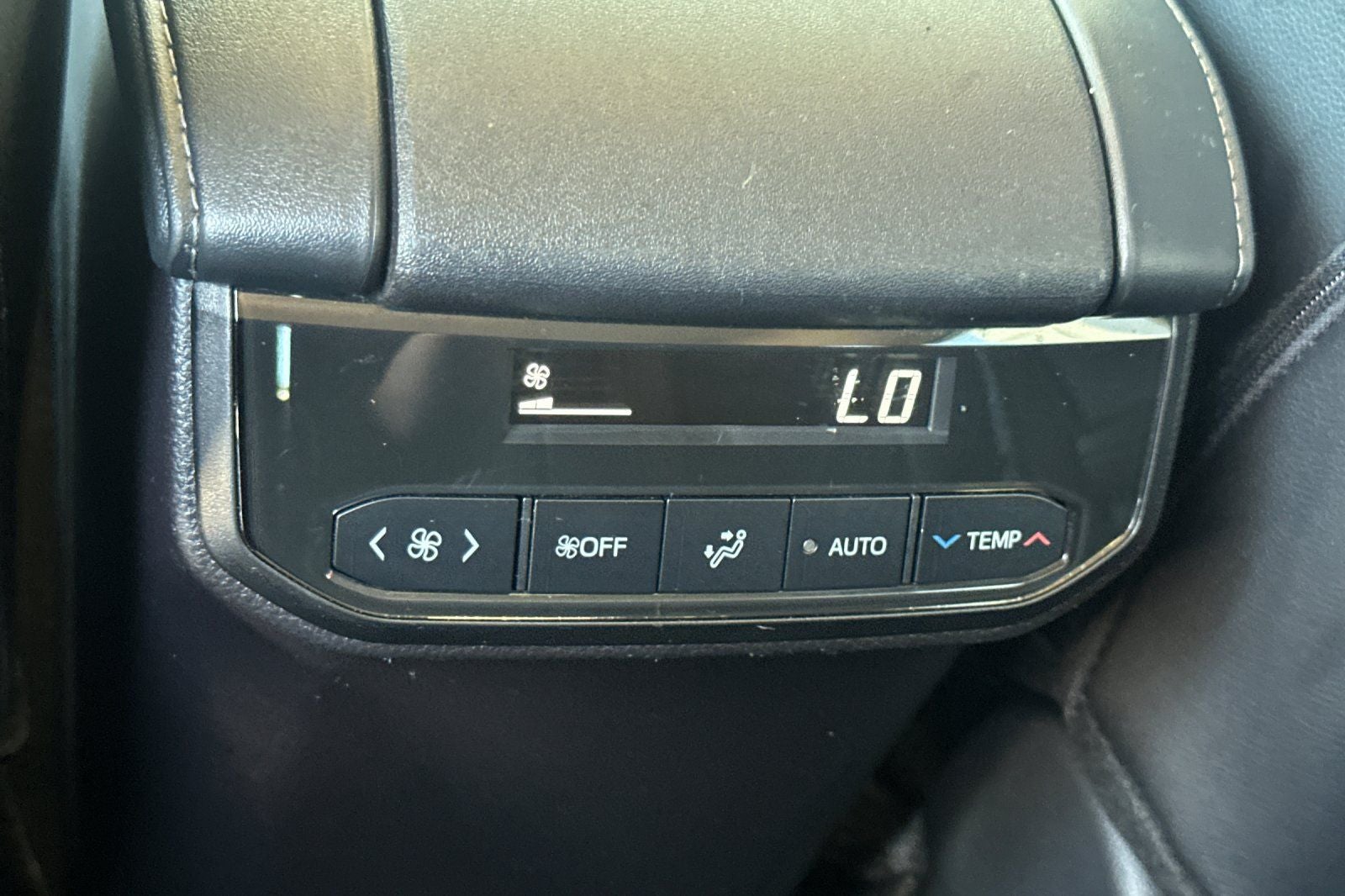 2024 Toyota Highlander Hybrid XLE