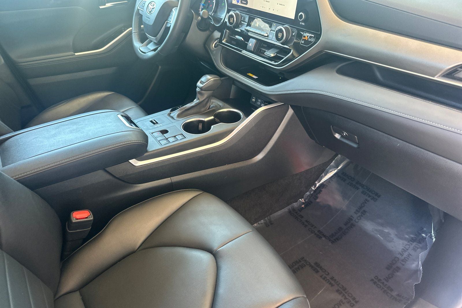 2024 Toyota Highlander Hybrid XLE