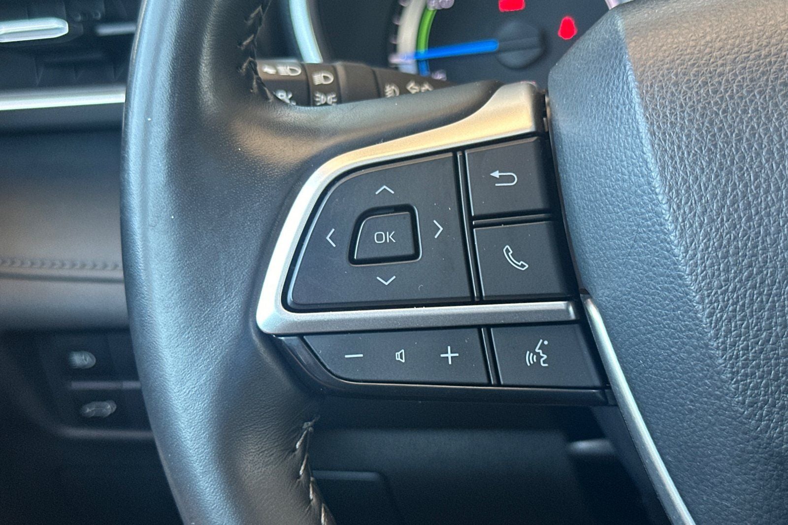 2024 Toyota Highlander Hybrid XLE