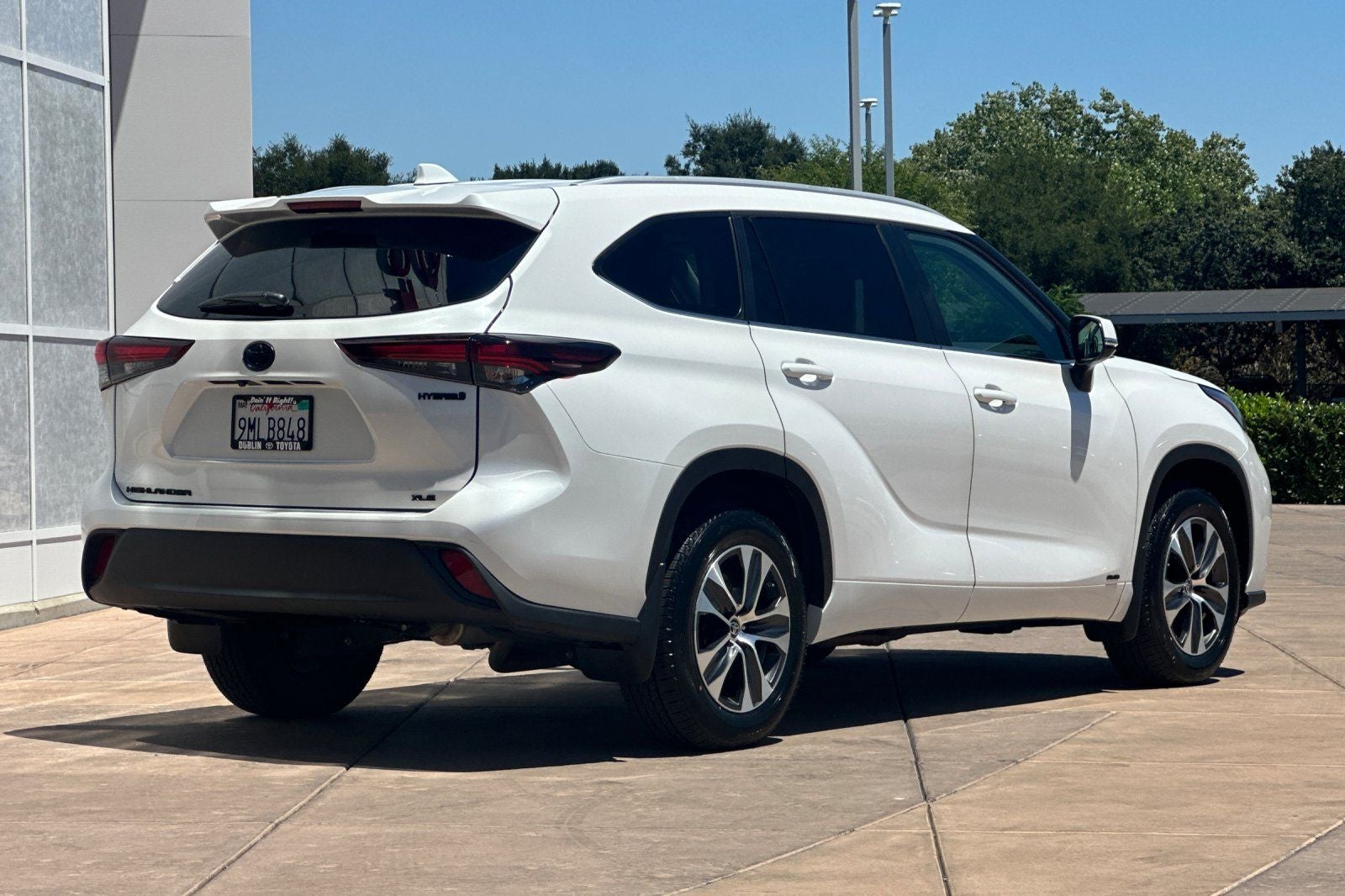 2024 Toyota Highlander Hybrid XLE