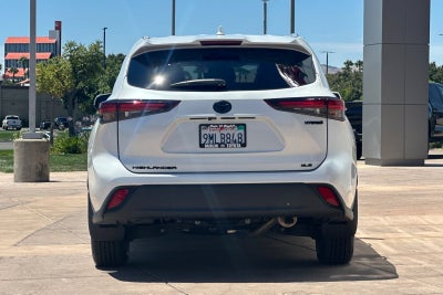 2024 Toyota Highlander Hybrid XLE