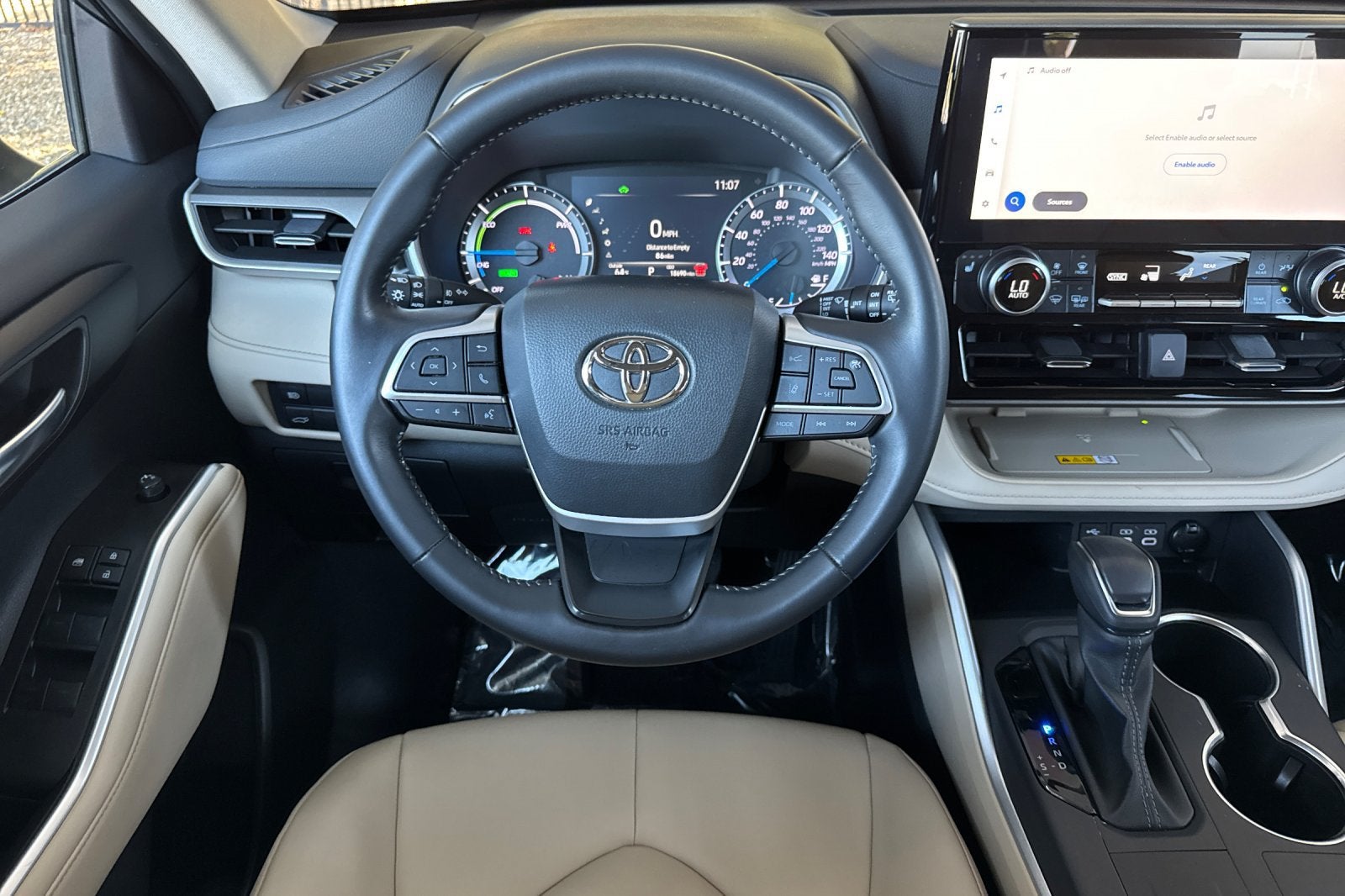 2025 Toyota Highlander Hybrid XLE