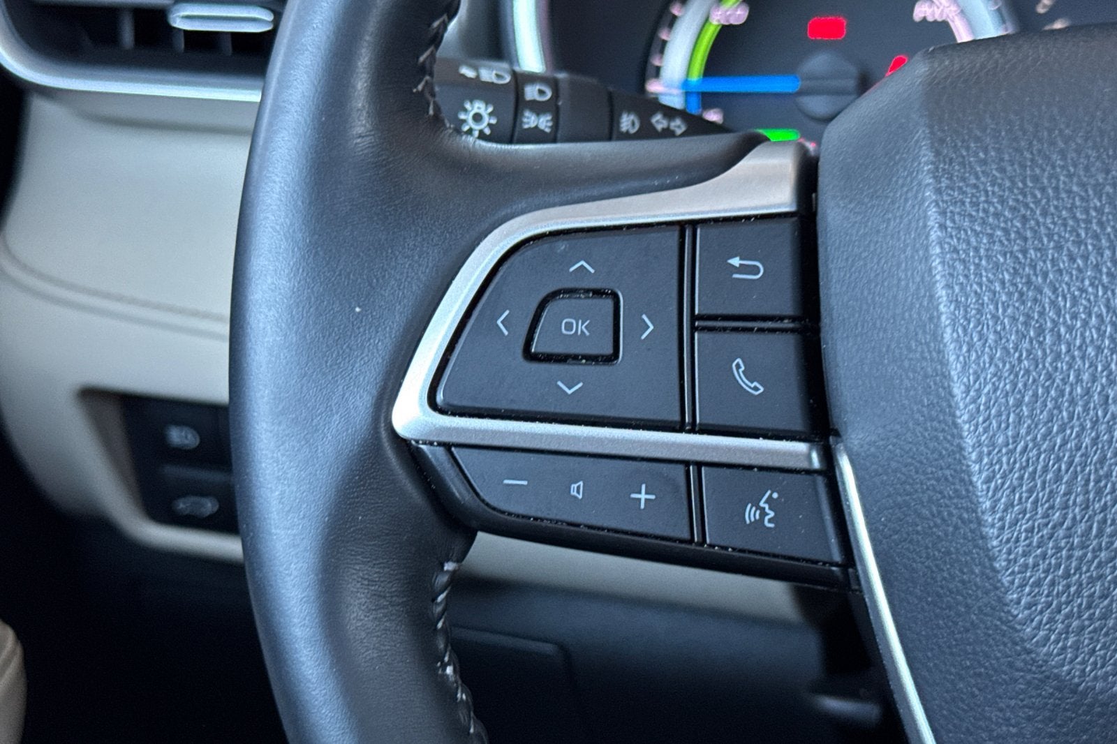 2025 Toyota Highlander Hybrid XLE
