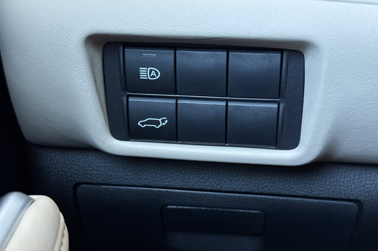 2025 Toyota Highlander Hybrid XLE