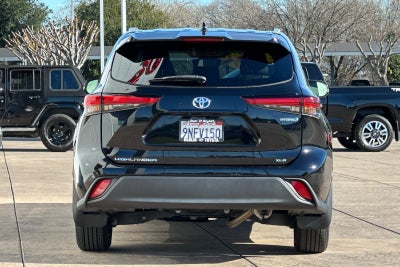 2023 Toyota Highlander Hybrid XLE