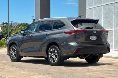 2023 Toyota Highlander Hybrid XLE