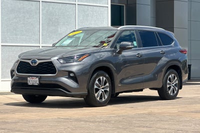2023 Toyota Highlander Hybrid XLE