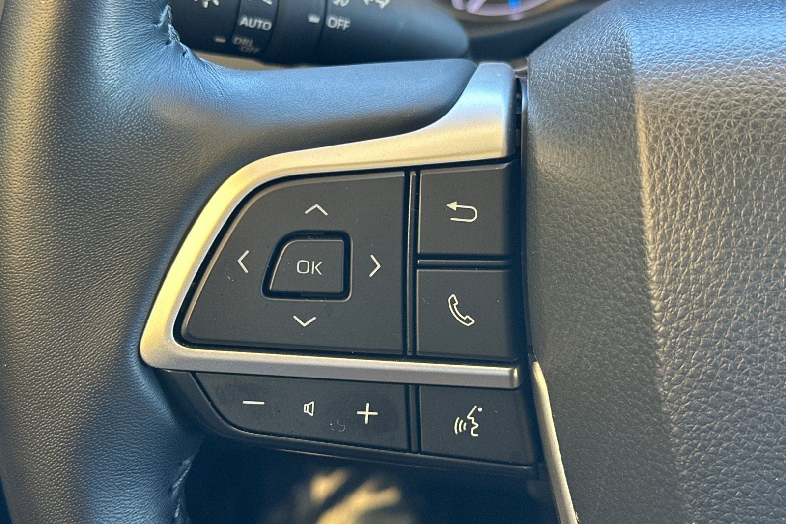 2024 Toyota Highlander Hybrid XLE