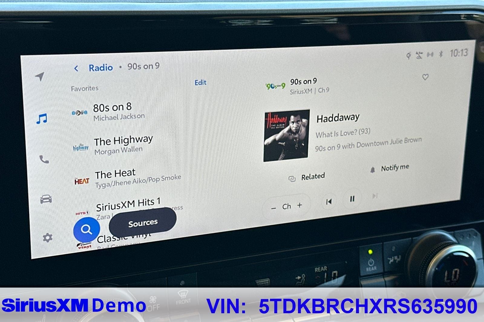 2024 Toyota Highlander Hybrid XLE