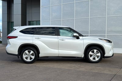 2023 Toyota Highlander LE