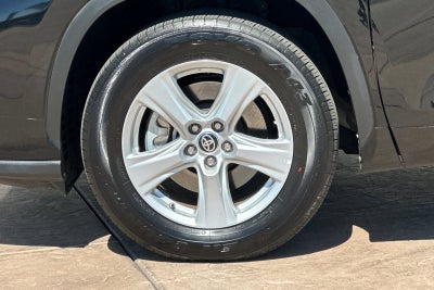 2025 Toyota Highlander LE