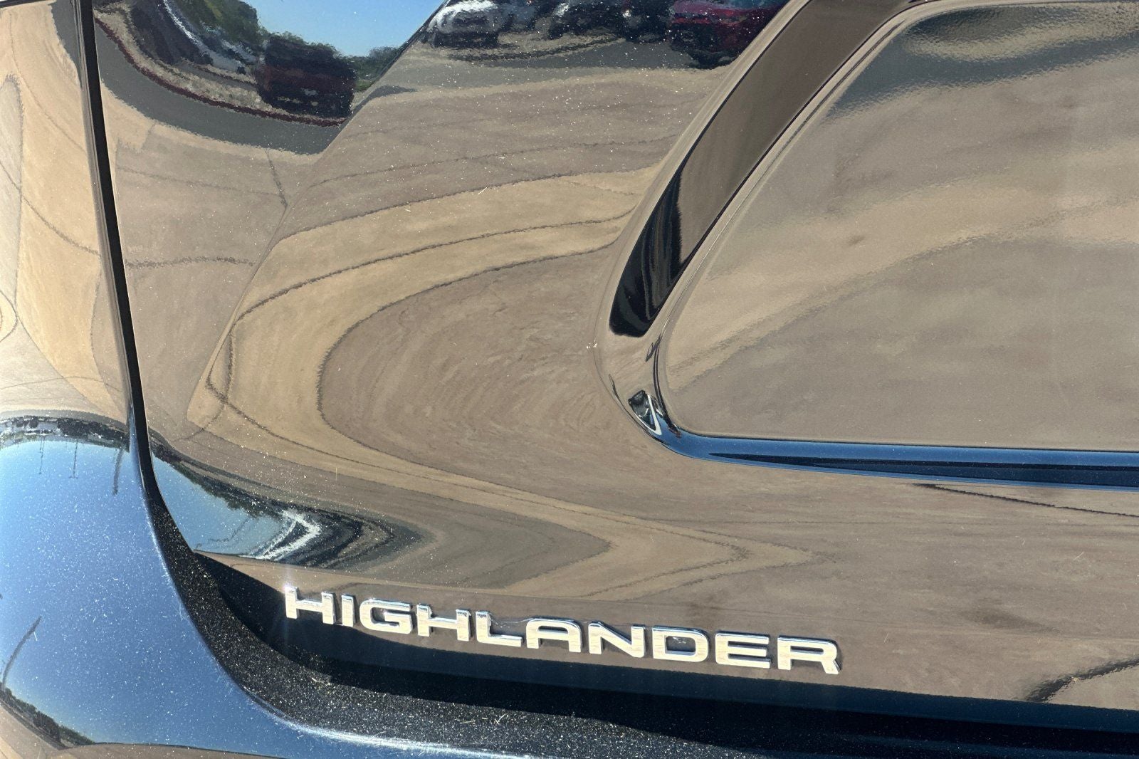 2025 Toyota Highlander LE