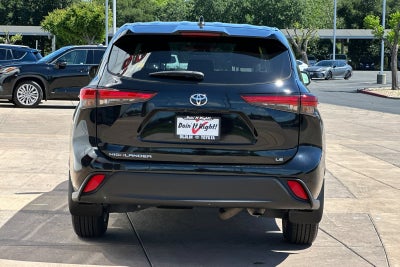2023 Toyota Highlander LE