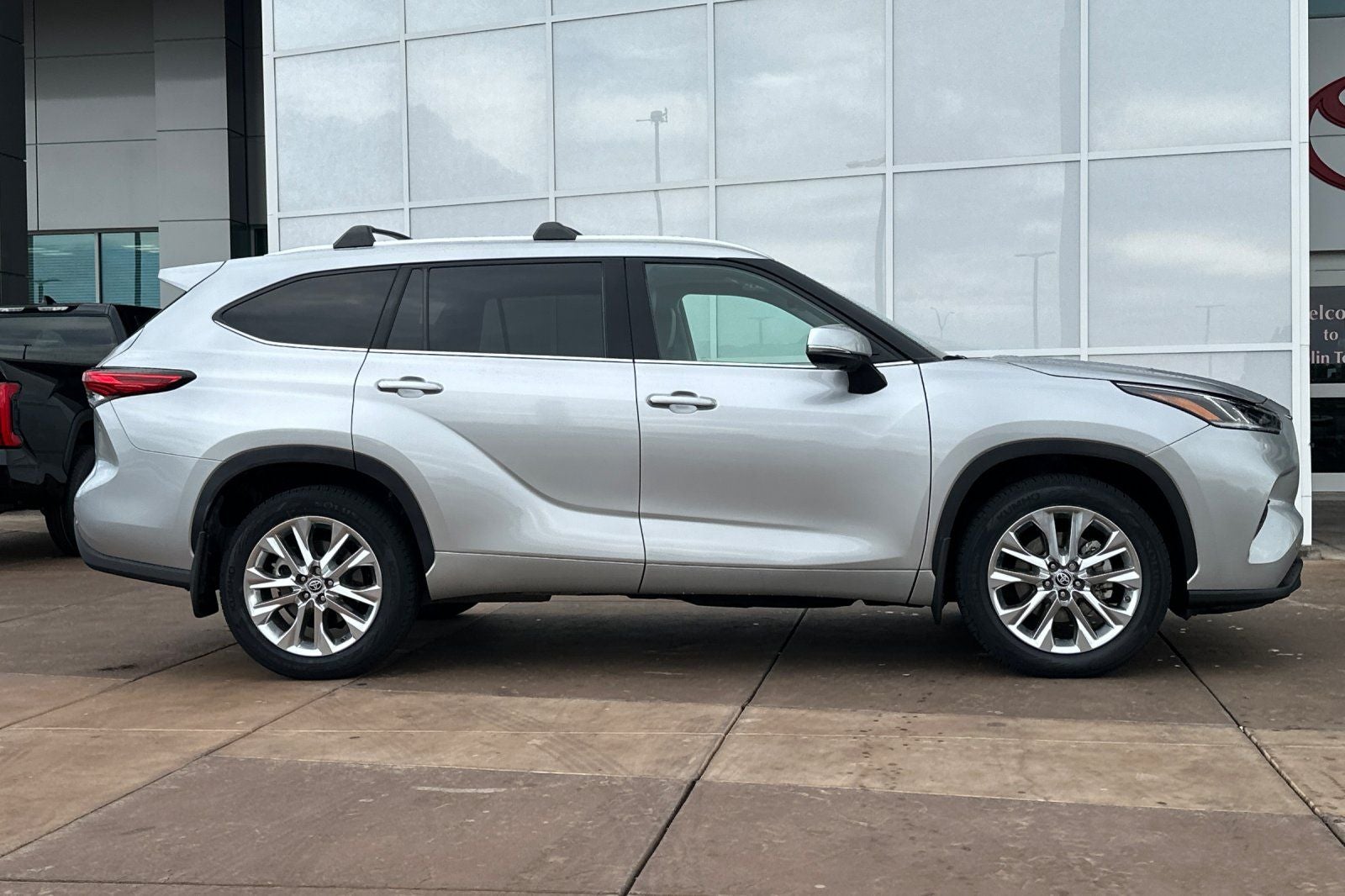 2023 Toyota Highlander Limited