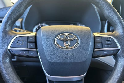2023 Toyota Highlander L