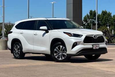 2026 Toyota Highlander XLE