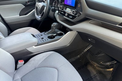 2024 Toyota Highlander LE