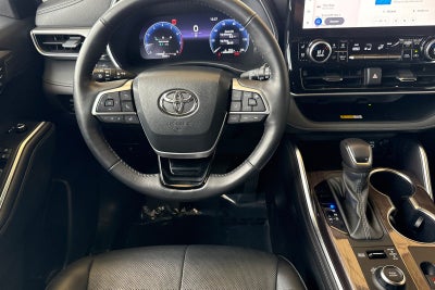 2024 Toyota Highlander Platinum