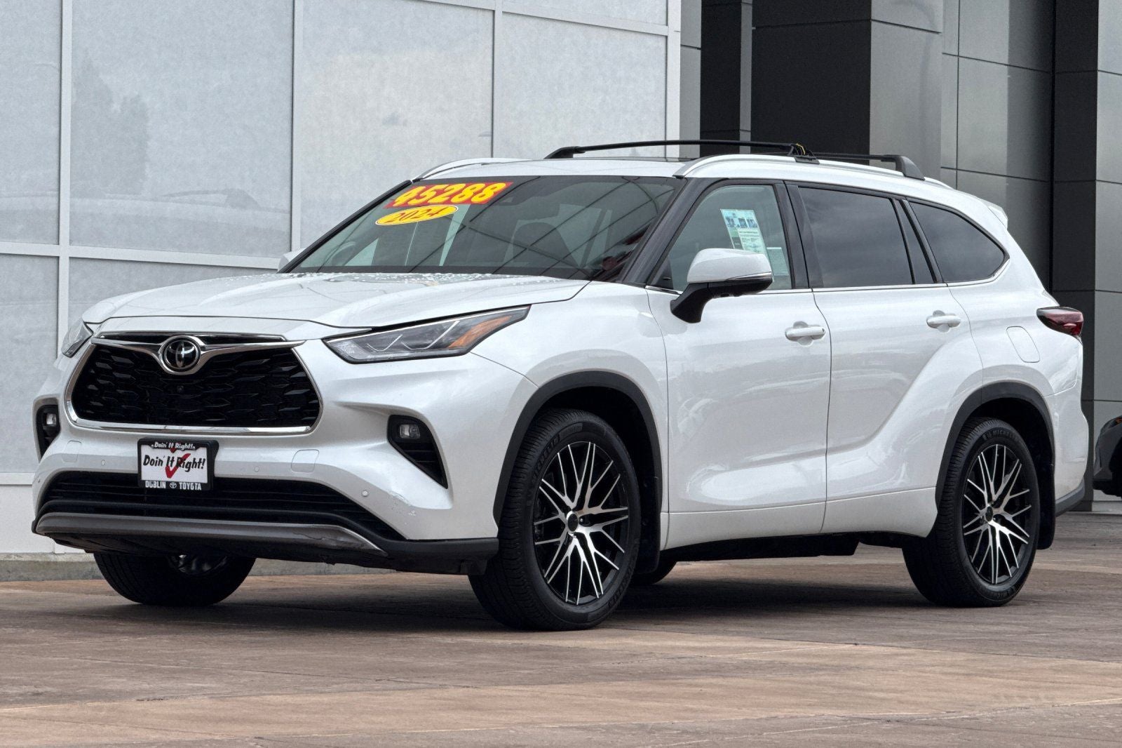 2024 Toyota Highlander Platinum