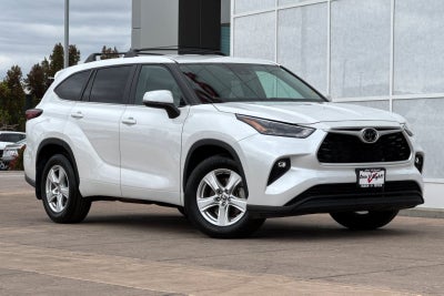 2024 Toyota Highlander LE
