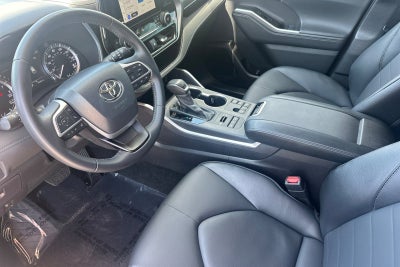 2025 Toyota Highlander XLE