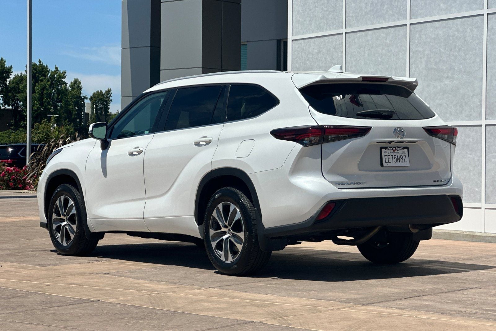 2025 Toyota Highlander XLE