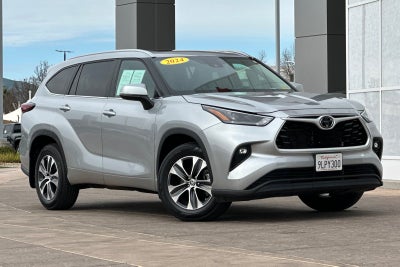 2024 Toyota Highlander XLE