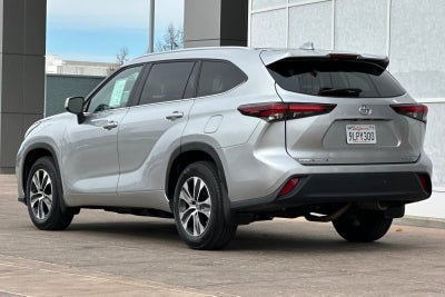 2024 Toyota Highlander XLE