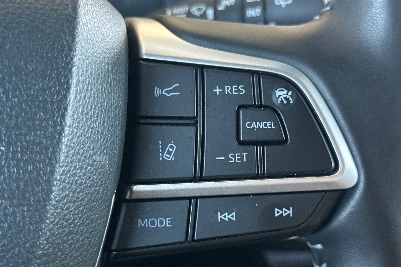 2025 Toyota Highlander XSE