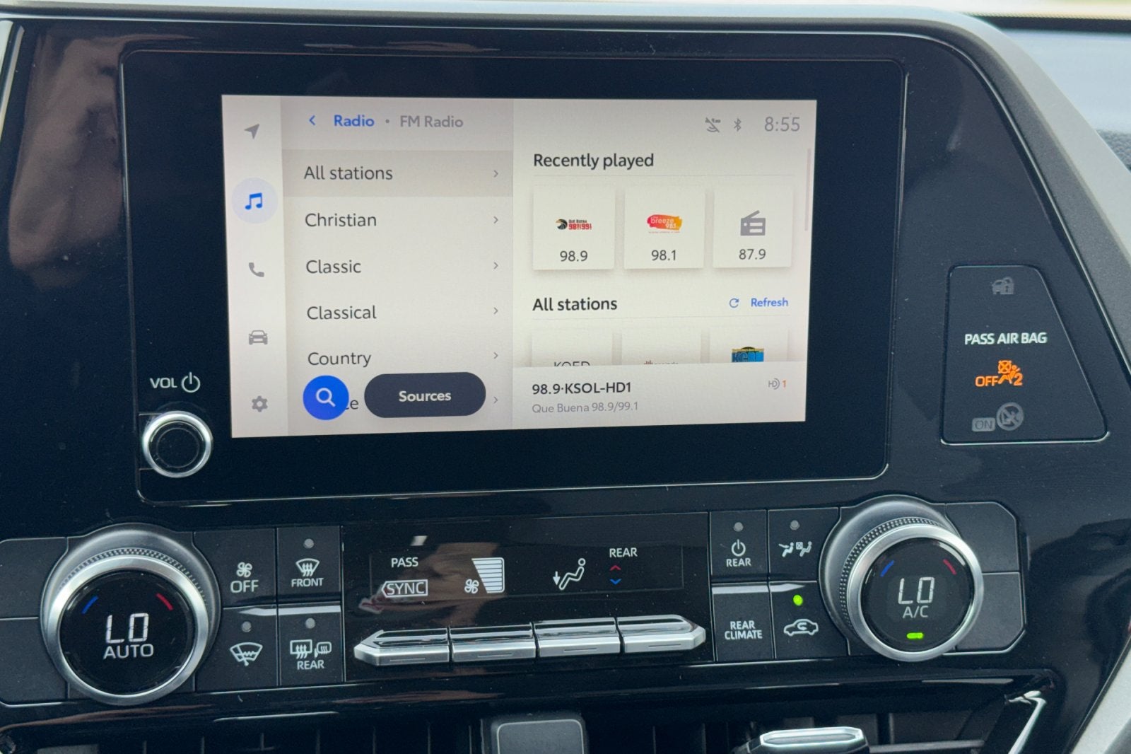 2023 Toyota Highlander LE