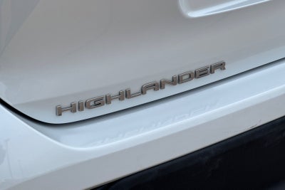 2023 Toyota Highlander LE