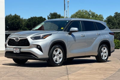 2024 Toyota Highlander LE
