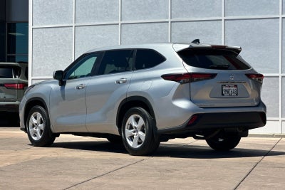 2024 Toyota Highlander LE