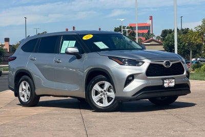 2025 Toyota Highlander LE