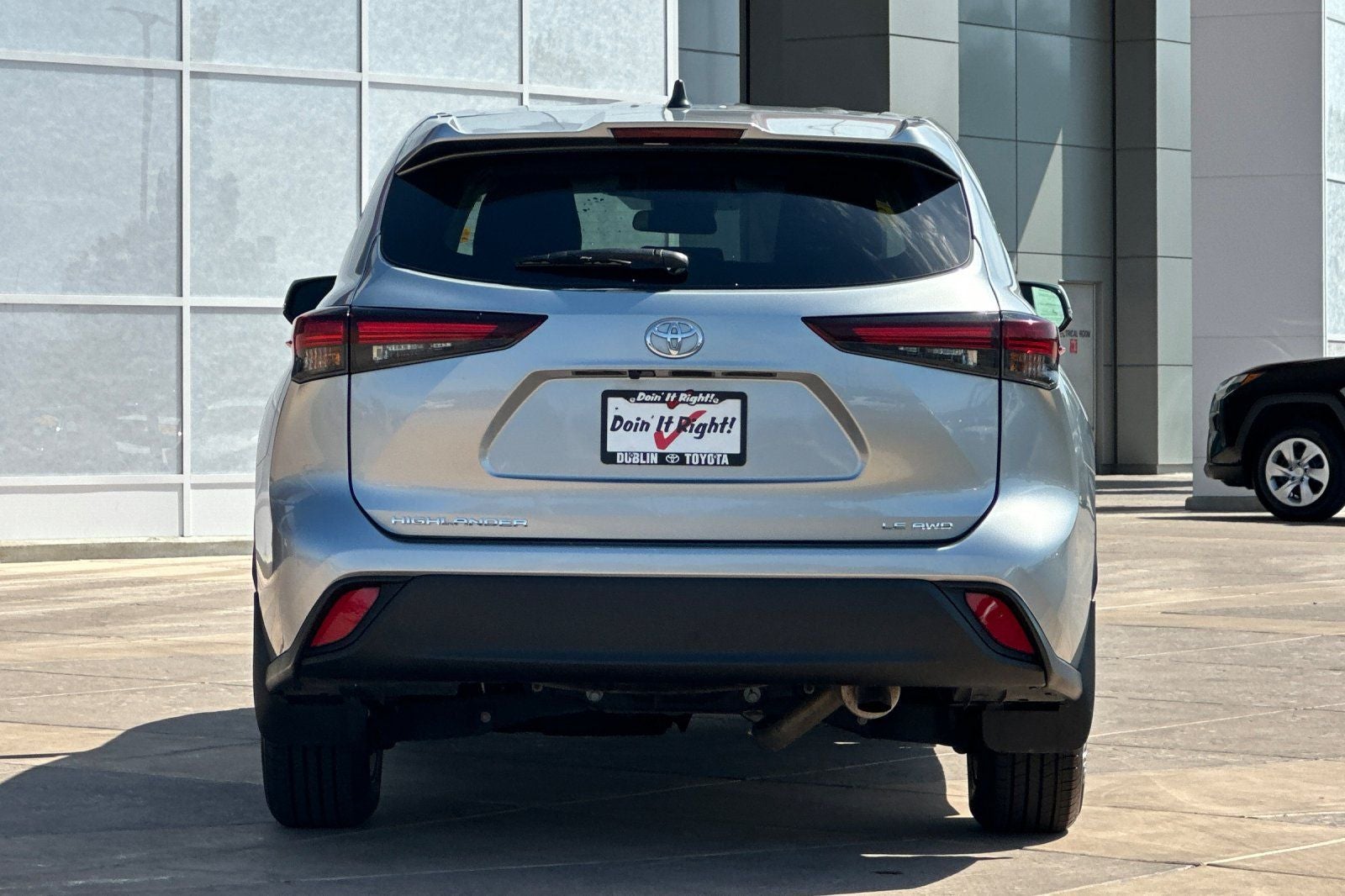 2025 Toyota Highlander LE
