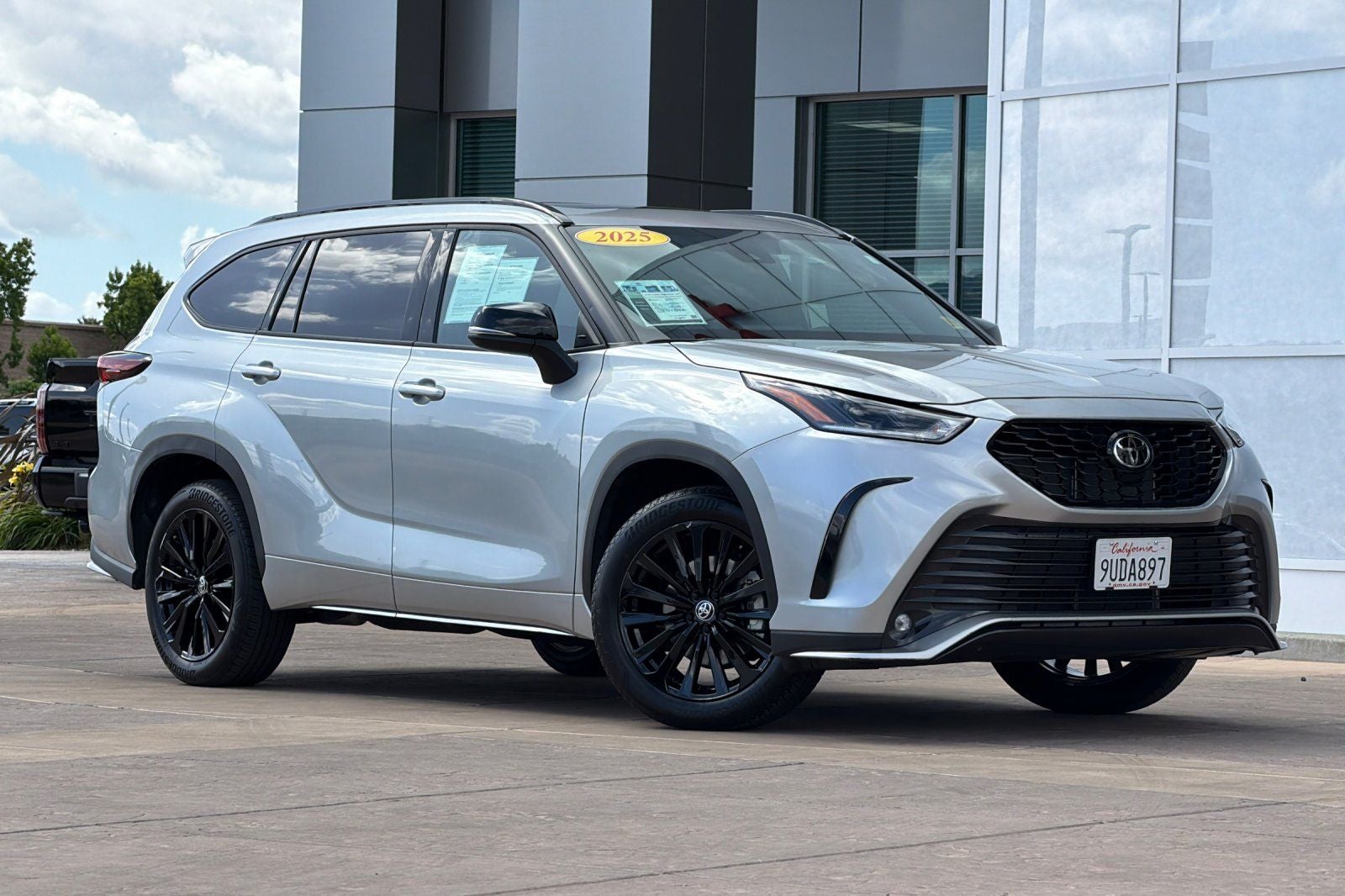 2025 Toyota Highlander XSE