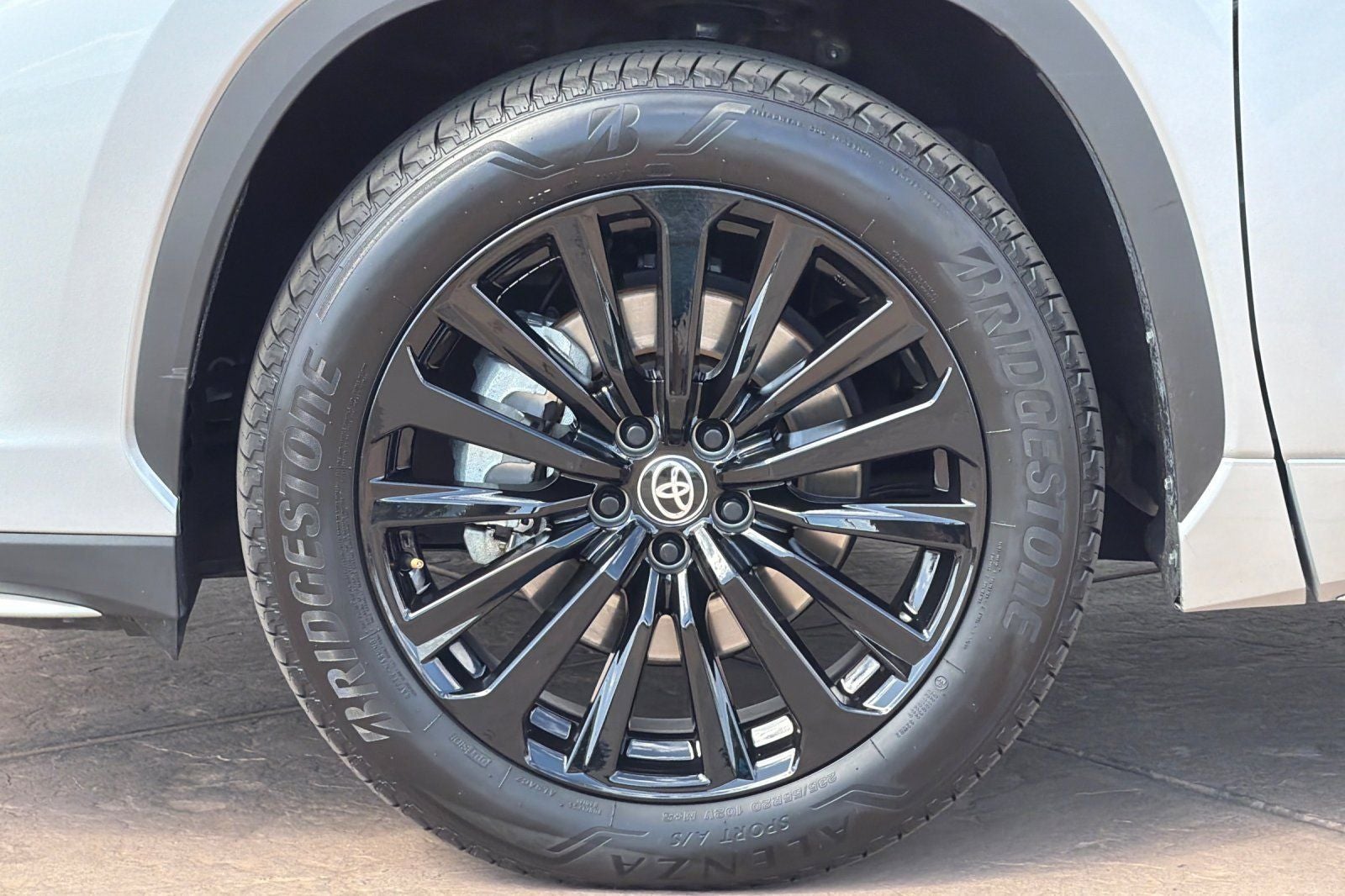 2025 Toyota Highlander XSE