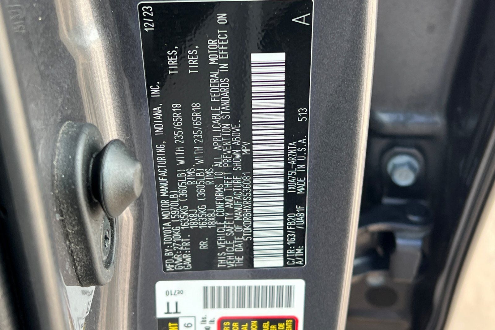 2024 Toyota Highlander LE