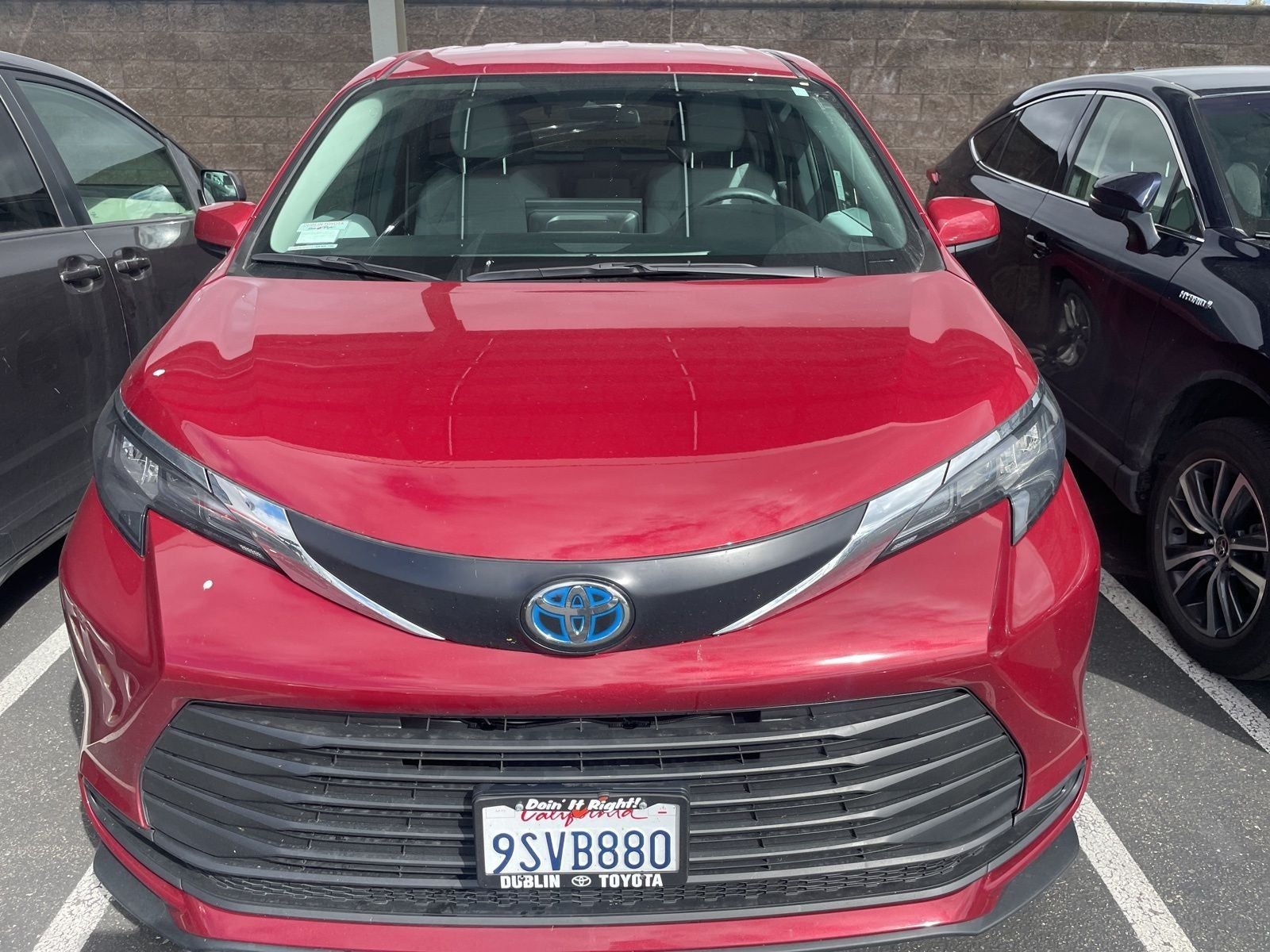 2025 Toyota Sienna LE 8 Passenger