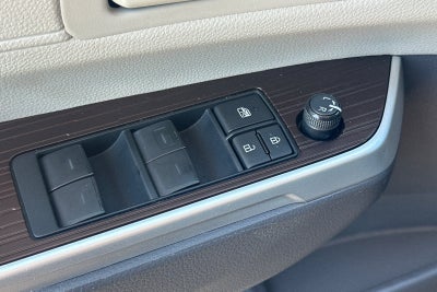 2024 Toyota Sienna LE 8 Passenger